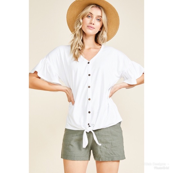 🛍LAST 1! Buttery Soft White Tie Front Top! - Picture 3 of 3